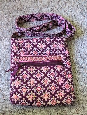 Very Bradley Quilted Floral Crossbody Bag in Plum Red And Yellow
